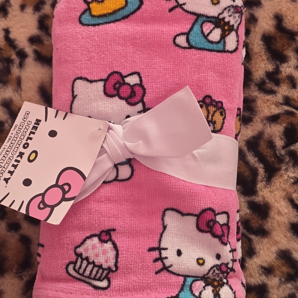 Hello Kitty Hand Towels